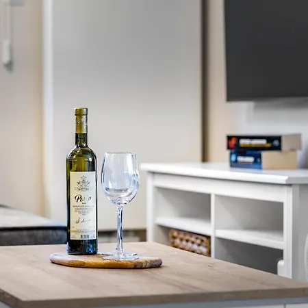 Hvilestay - Prywatne Miejsce Parkingowe דירה *